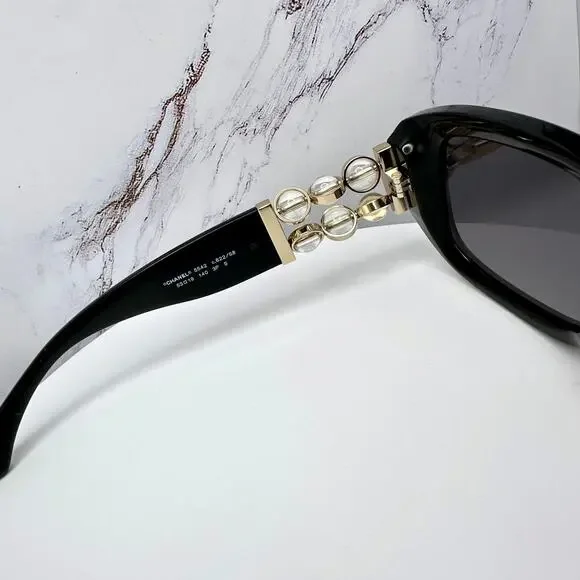 New CHANEL Sunglasses - Picture 12 of 16